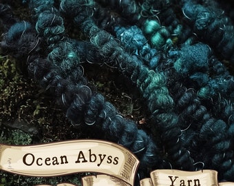 Oceanic Abyss Super volumineus kunstgaren, verkocht in stappen van 3 of 10 Yard en op bestelling gemaakt