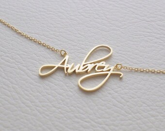 Name necklace