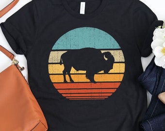 Bison Sunset Shirt / Bison Shirt / Bisons Gifts / Buffalo Lover / Retro Vintage / Animal Lovers / Wildlife Mammal / Tank Top Hoodie
