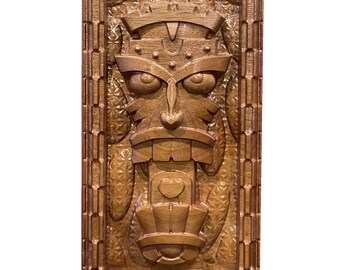 Tiki mask made in mahogany wood / Tiki masque sculpted dans du bois d'acajou