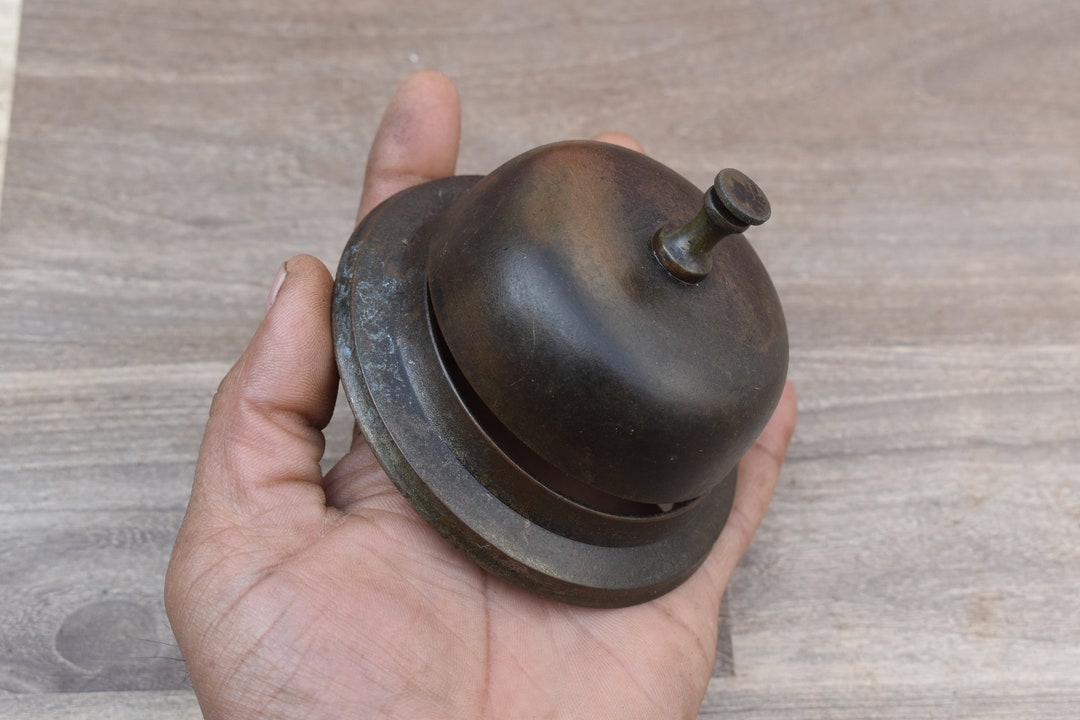 Vintage Brass Reception Office Table Bell Paper Weight Use and Ring