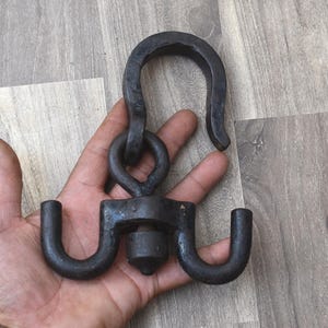 Vintage Wrought Iron Swivel Double Hook pot Hanging Gardening Plant Hook Garden Farm barn House decor