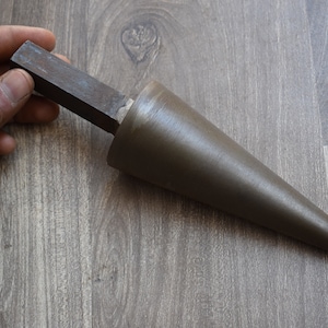 Vintage gunsmith blacksmith tinsmith hardy Cone handmade Iron anvil 36.01 oz