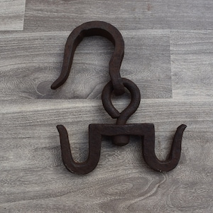 Vintage Wrought Iron Swivel Double Hook pot Hanging Gardening Plant Hook Garden Farm barn House decor