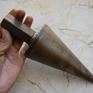 Handmade Vintage Iron Hardy Cone Anvil – 36 Oz (1021g) – Blacksmith/Tinsmith Tool From India