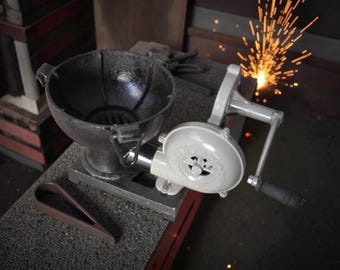 Blacksmith Forge with Hand Blower: Vintage Style Iron Coal Furnace
