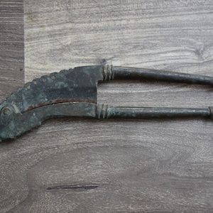 Vintage Brass Nut Craker Old Fine Hand Forged Brass Betel Nut Cutter Sarota