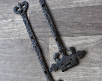 Vintage Rusty Cast Iron Gate Door Hinges - Handmade French Style (4 Pcs Lot)