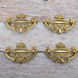 Türgriff aus Messing im viktorianischen Stil, Küchenschrankgriff mit floralem Muster, Ringgriff, Fallknopf, 4-teilig