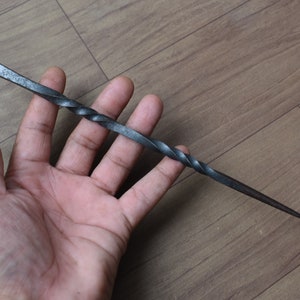 Vtg blacksmith hand forged iron twisted spike fid spiral sailing boating tool