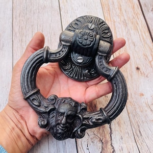 Vintage Cast Iron Victorian Face antique Door Knocker Handle Knob Pull Ring With Screw