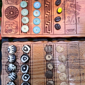 Bul | Puluc | Boolik | Mayan Mesoamerican Running Fight Board Game