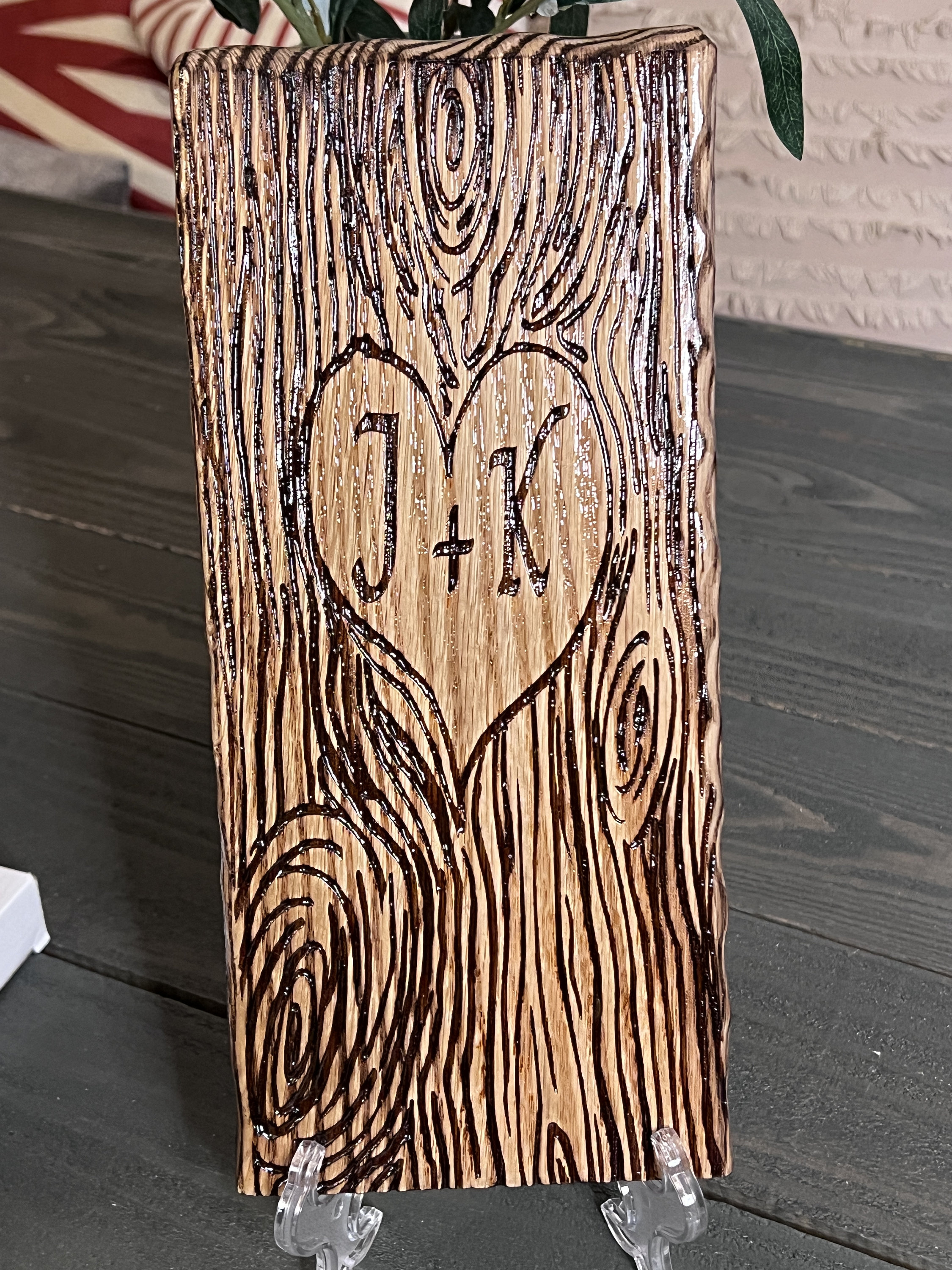Tree carved Love Initials | Holiday GIFT | Anniversary | Wedding | Engagement - with your special message on the back!