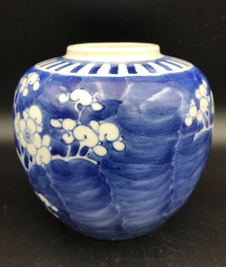 Antique Chinese Porcelain Blue and White Ginger Jar