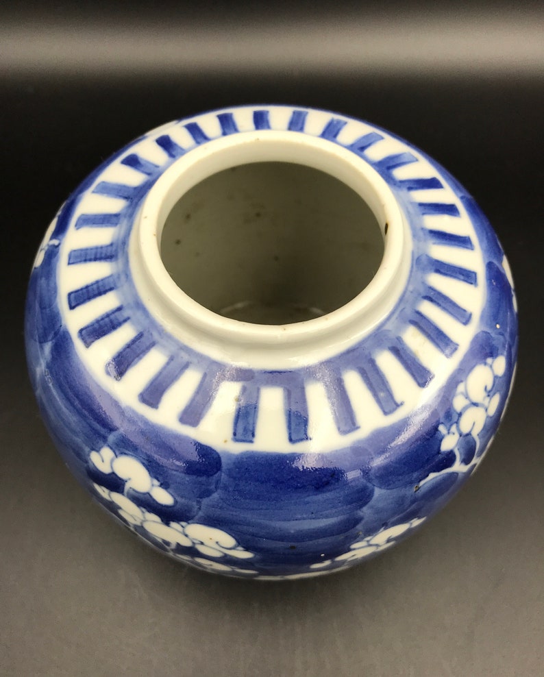Antique Chinese Porcelain Blue and White Ginger Jar