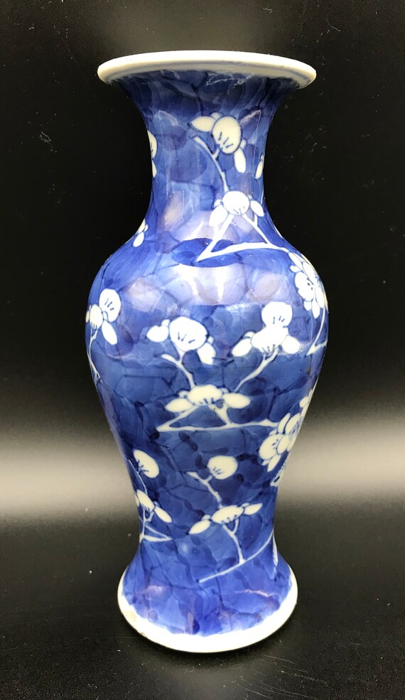 Antique Chinese Blue White Vase with Mark il 570xN 8jog