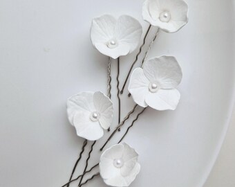 White Flower Minimalist Bridal hair pins