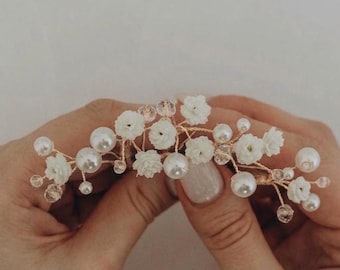 Set of 5 Pearl and Babys Breath Bridal Hair Pins, Wedding Floral Hairpiece