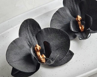 Black Orchid Hair Pins, Gothic Wedding Accessories, Dark Floral Hairpiece
