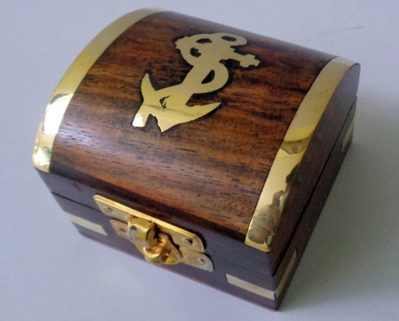 World Brass Magnetic Nautical Compass in wooden Box Gift Decor