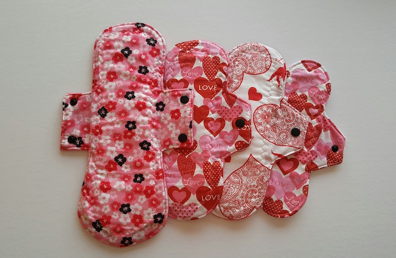 Set of 4 Size Sampler Multi FloralHeartsPassion 100/% Cotton Cloth Menstrual Pads