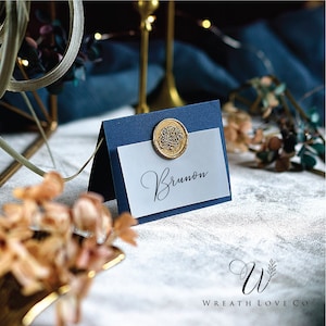 Custom Place Cards, Seating Cards, Escort Cards with Wax Stamp - Custom Wax Seal - Wedding guest names - Wax Stickers - Modern Place cards
