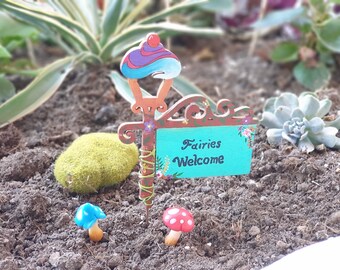 Insegna Benvenuto In Miniatura Per Giardino Delle Fate – Resina – Midwest