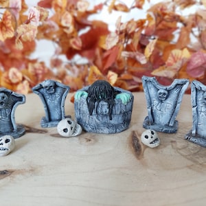 Halloween Miniature Tombstones Fairy Garden Set, Graveyard Terrarium Accessories, Samara the Ring Movie Figurine, Creepy Tiny Cake Topper