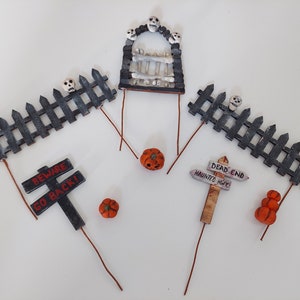 Graveyard Gate Cemeterrarium Miniature Kit, Creepy Haunted Fairy Garden Supply, Halloween Spooky Figurines, Cemetery Terrarium Accessories