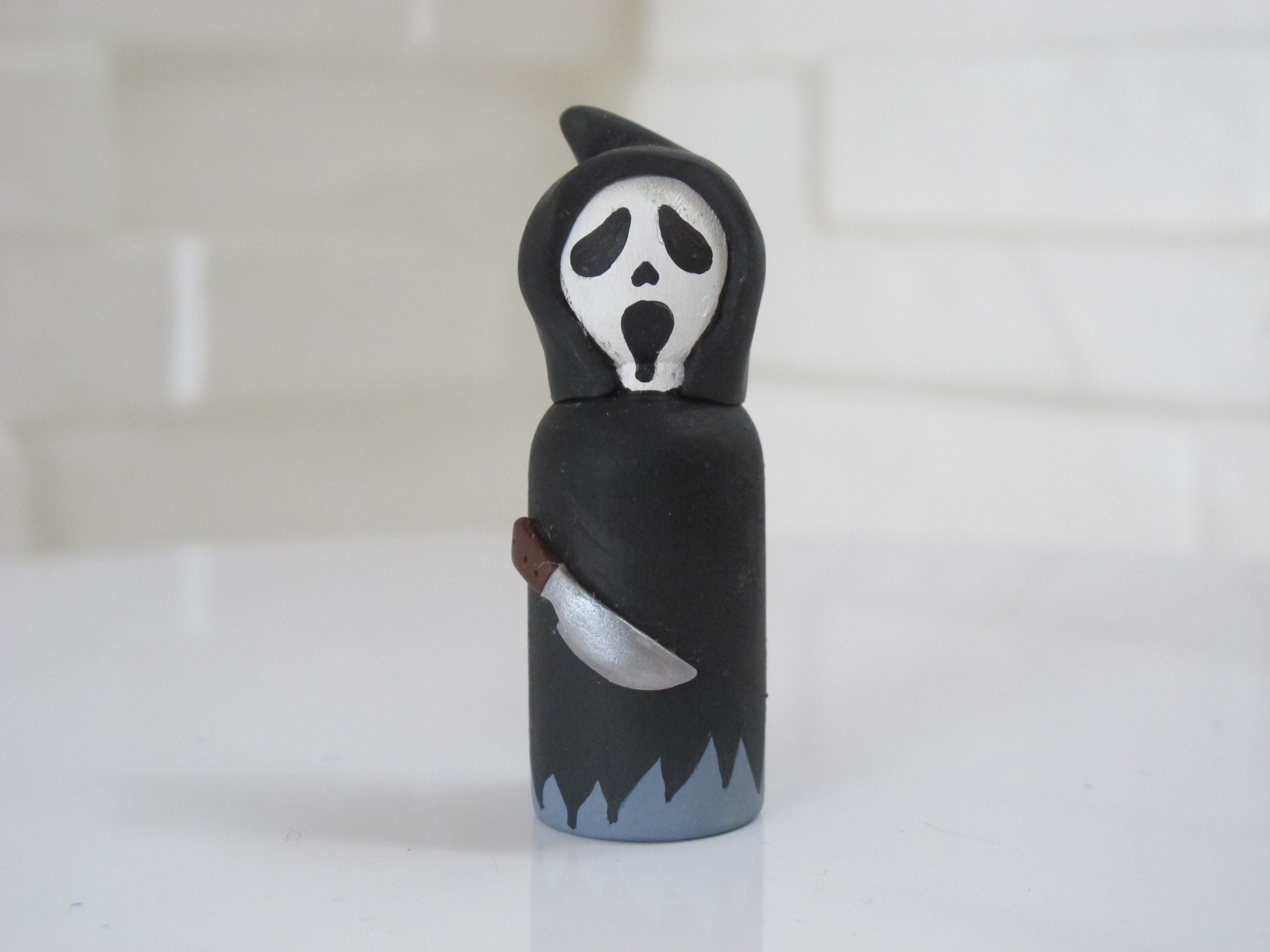 Scream Ghost Face Plush Toy Cute Grim Reaper Ghost Face Plush Toy Terrors  Reaper Ghost Doll Gifts for Kids Adults (Cute Ghost) 
