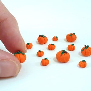 Miniature Pumpkin for Halloween Dollhouse Decor, Polymer Clay Mini Fairy Garden Accessories, Kitchen Vegetable Food Supplies image 5