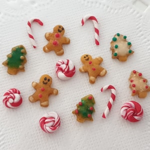 Christmas Miniature Cookies Dollhouse 1:12 Scale, Gingerbread Cookies Dollhouse Food, Holiday Miniature Bakery