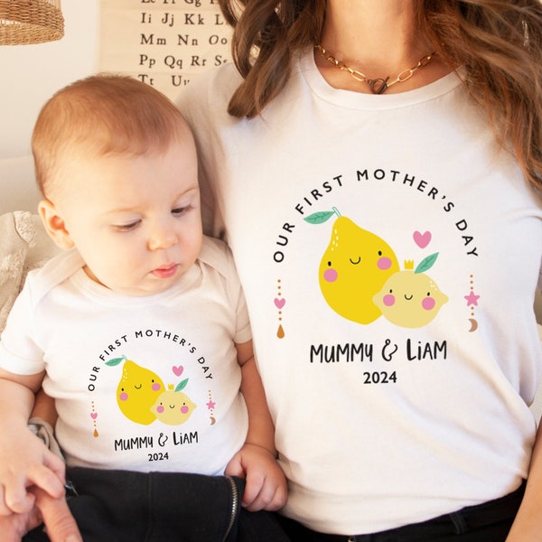 Personnalisé assorti à notre premier t-shirt pour la fête des mères / cadeau maman et bébé rigolote t-shirt maman et moi / 1er souvenir de la fête des mères / body bébé