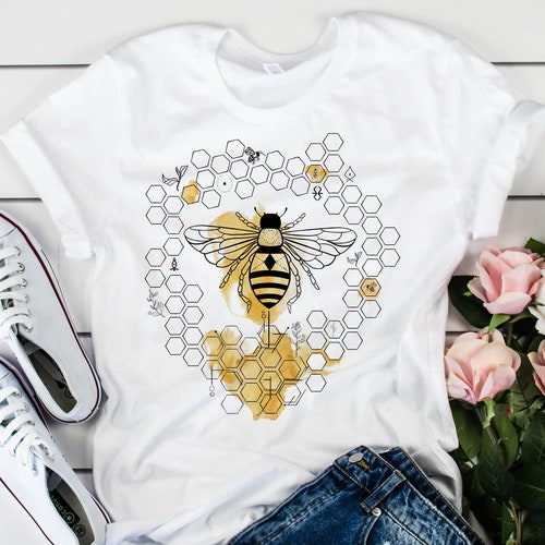 For bees, the flower is the fountain of life T-Shirt - Black