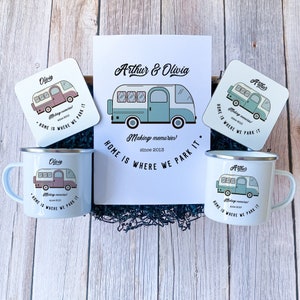 Camper Emaille Kamp Mok SET met emaille mok onderzetter en kaart Gepersonaliseerde camper Cadeau Zijn Hers Accessoires Camping Retro Caravan