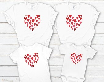 Corazones de amor a juego camisas familiares / Camiseta de San Valentín / Primer San Valentín / Amor familiar / Camisas a juego de regalo para el día de San Valentín