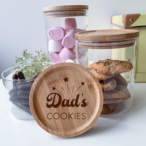 Pot en verre personnalisé avec couvercle en bois gravé au laser / En-cas de papa / Gâteries de grand-père / Cadeau sucré pour lui / Anniversaire fête des pères image 2