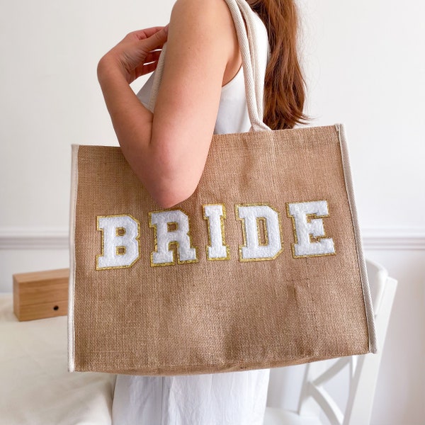 Bride tote bag with gold trim white letters / Bridal shower engagement gift / Bride to be Mrs Wedding / Hen party Honeymoon jute beach bag