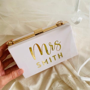 Mrs Purse / Clutch Gift for Bride to Be / Future Mrs Personalised Wedding Gift / Wedding day accessory / Bride Purse / Custom Bridal Clutch zdjęcie 2