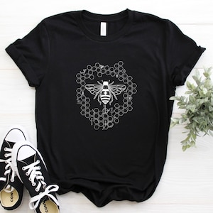 Bee t-shirt / Gift for women / Bee kind / Nature Tee / Vegan tshirt / Bumblebee trendy summer and spring concept Black