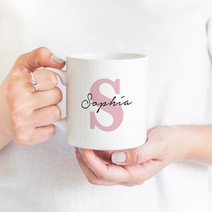Nom Mug avec initiale / Cadeau pour lui ou elle / Cadeau d’entreprise personnalisé / Tasse à café
