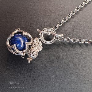 Silver Gothic Necklace Blue Lapis Lazuli Sphere France French Medieval Bee Long Handmade Bild 2