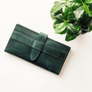 Leather Wallet Women, Minimalist wallet, Card wallet, Womens wallet, Personalized wallet, cute wallet, Leather wallet, Gift for mom, Gifts Green