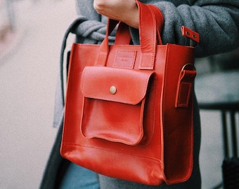 Red leather Tote bag aesthetic, Personnalisable Shoulder bag, Leather satchel, Mini satchel, Small crossbody bag, Messenger bag