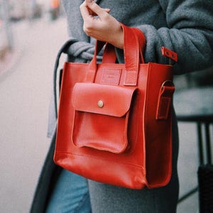 Esthétique de sac fourre-tout en cuir rouge, sac à bandoulière personnalisable, cartable en cuir, mini sacoche, petit sac à bandoulière, sac messager