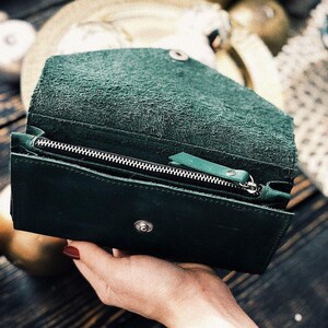 Green leather wallet, Handmade leather pocketbook Green leather purse Womens emerald green wallet Credit card purse Button Wallet