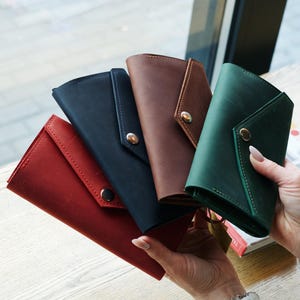 Cartera de cuero verde, cartera de cuero hecha a mano, monedero de cuero verde, cartera verde esmeralda para mujer, tarjetero, cartera para niña bonita