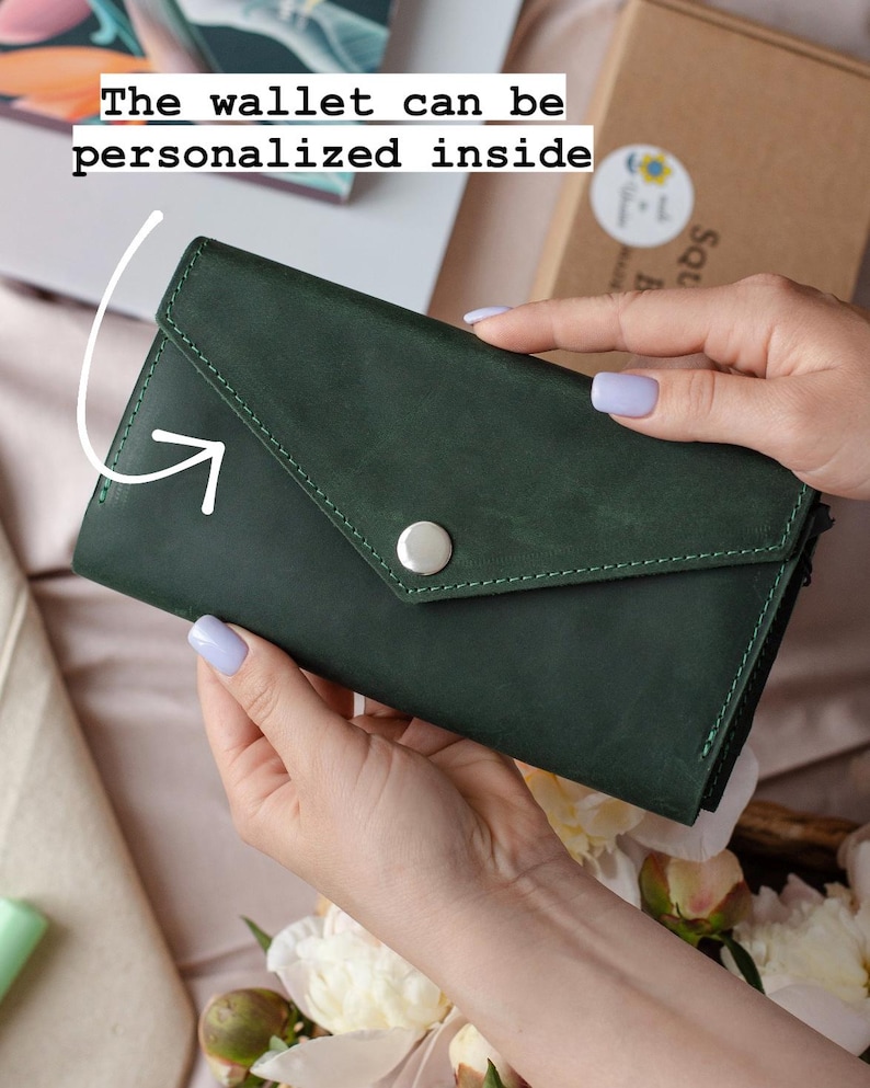 Green leather wallet, Green leather purse, Womens emerald green wallet