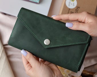Emerald Green Leather Wallet – Slim Card Purse, Handmade Gift for Women & Men