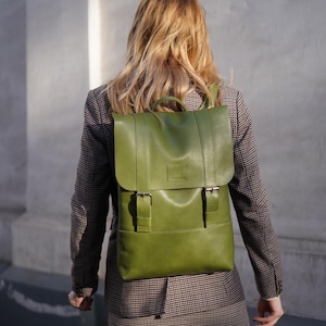 Handmade Green Leather Backpack, Women Laptop Backpack, Work & Travel purse, Adjustable Straps, Gift Idea, Commuter backpack